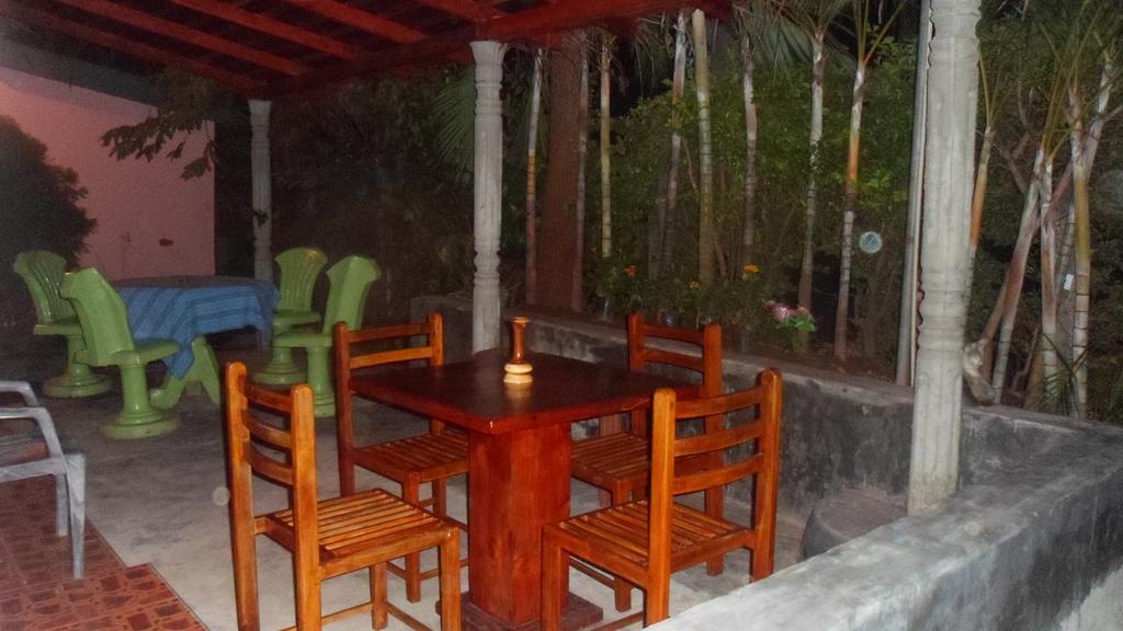 Thisal Guest House Polonnaruwa Exterior photo